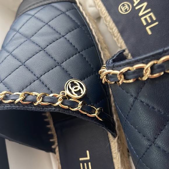 CHANEL Espadrilles - Picture 5 of 5